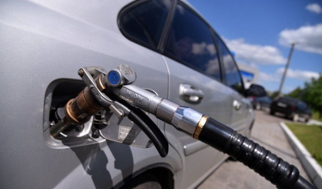 Найпопулярніші українські АЗС змінили вартість бензину та дизельного пального