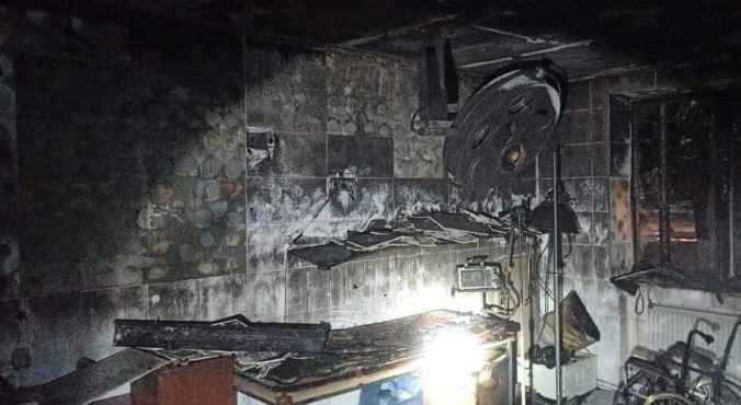 У мережі з’явилося моторошне відео з місця пожежі в Косівській ЦРЛ