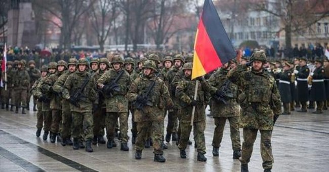 Командувач ВМС Німеччини йде у відставку через свою заяву про Путіна та Україну