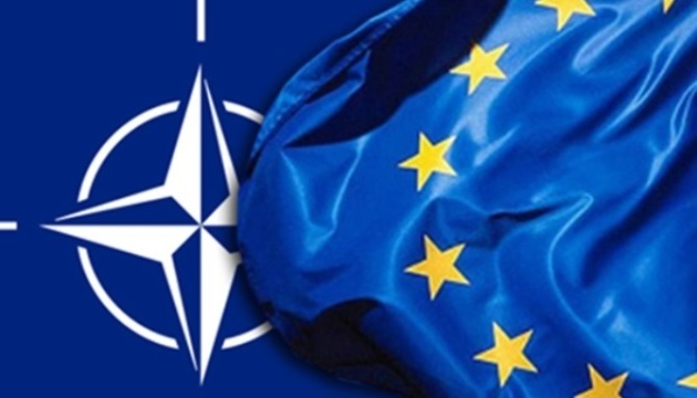 Найближчий саміт НАТО розгляне введення миротворчої місії в Україну
