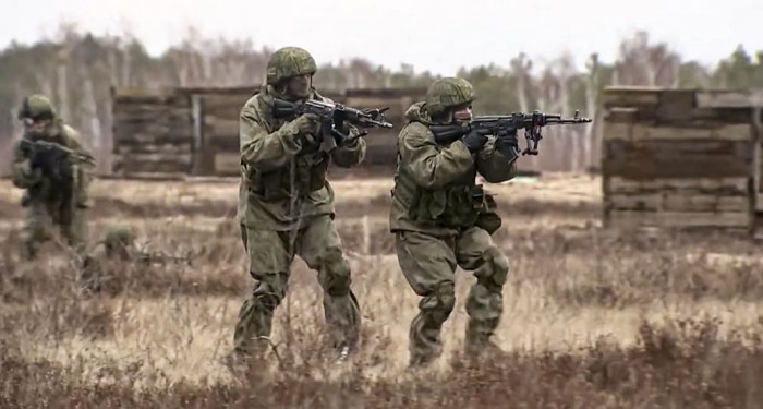 Зникло бажання воювати: в Росії контрактники перед відправкою до України поспілкувалися з колегами і “прозріли”