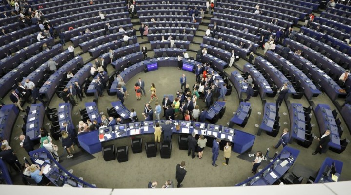 Європарламент ухвалив резолюцію про підтримку надання Україні та Молдові статусу кандидатів в члени ЄС