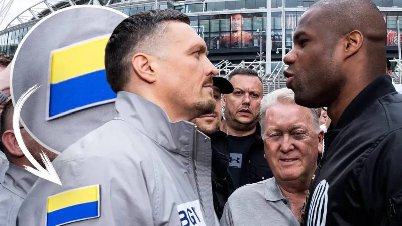 Усик знову зʼявився із перевернутим прапором України – що він означає?