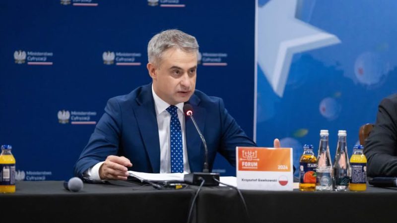 Скандал у Польщі: Навроцького звинуватили в “підтримці РФ” — що почули у відповідь