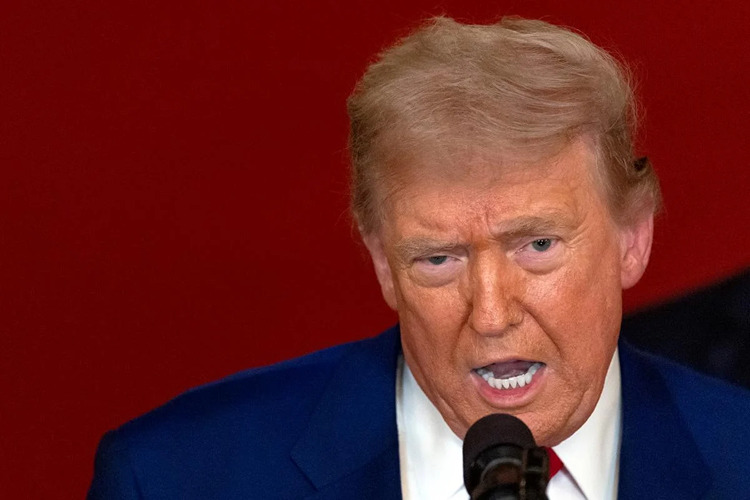 “Я дуже розчарований Путіним”: Трамп обіцяє вжити жорстоких заходів