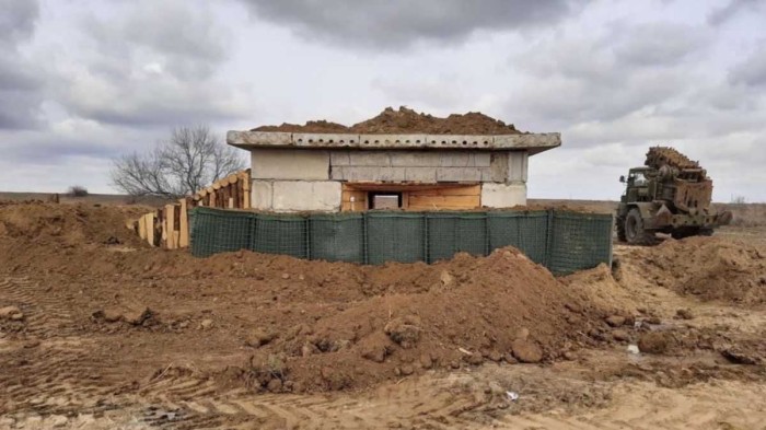 У Брянській області на кордоні з Україною окупанти створюють фортифікаційні споруди