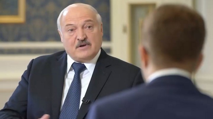 “Ніколи не погрожувати Росії”: Лукашенко закликав Україну сісти за стіл переговорів, щоб закінчити війну