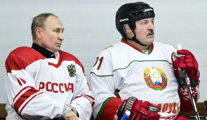 “Нащо було ображати Путіна”: Лукашенко розповів свою версію, чому Росія вбиває українців