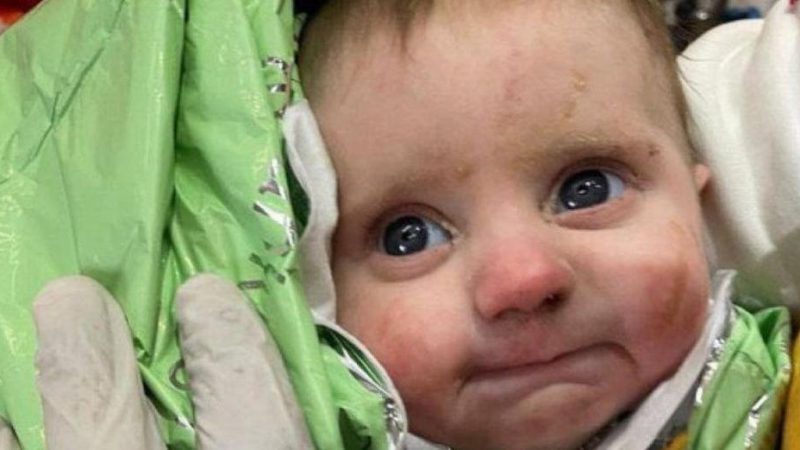 У Туреччині з-під руїн дістали двомісячне немовля через 128 годин після землетрусу (відео)