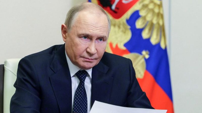 Путін готовий зустрітися з Зеленським на завершальному етапі переговорів