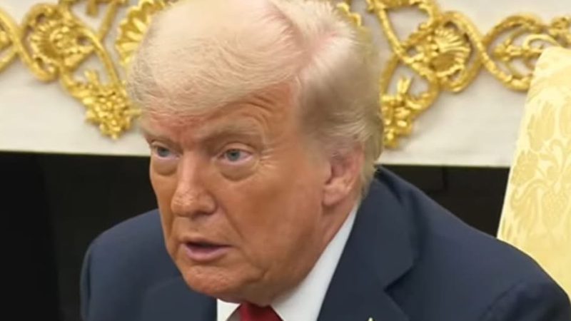 На Росію чекають велетенські мита, якщо не буде мирної угоди, – Трамп