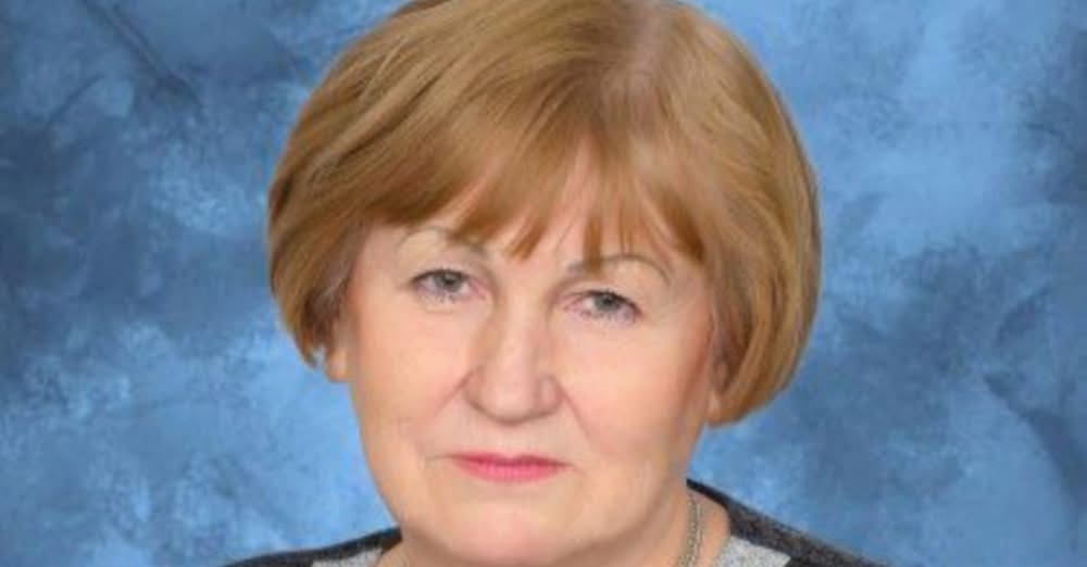 Учительницу из Подмосковья, которая рассказала на уроке о преступлениях российских военных в Буче, заочно приговорили к семи годам