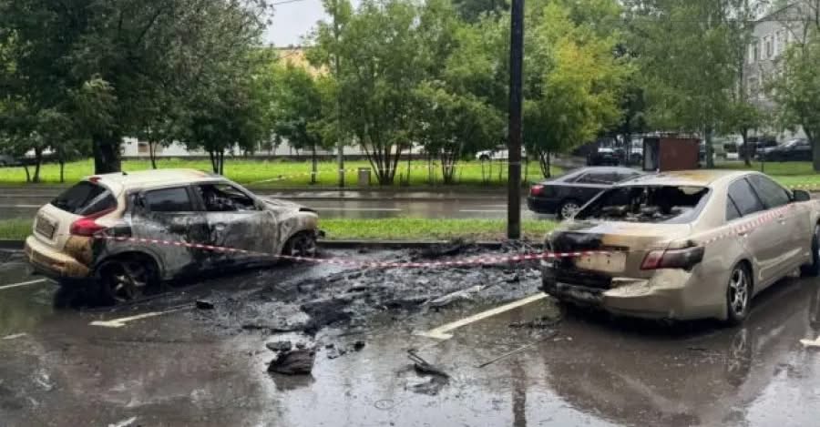 У Москві спалили авто керівника заводу з виробництва дронів для армії РФ: фото