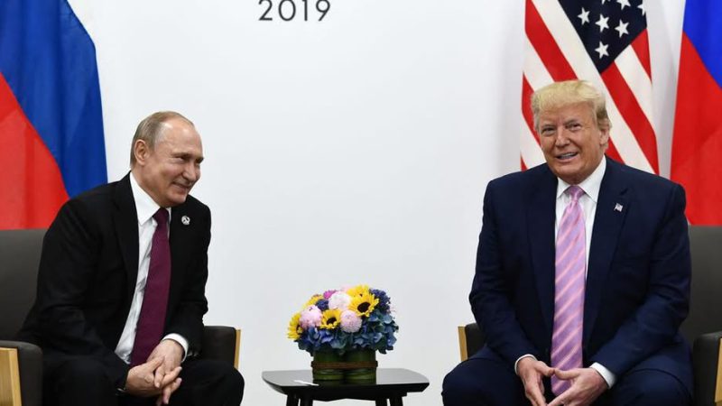 У Росії заявили, що місце проведення зустрічі Путіна та Трампа узгоджено