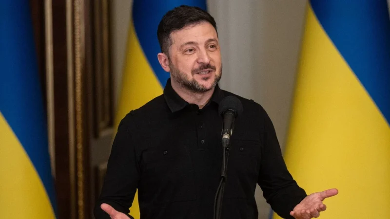 Зеленський висловився про чоловіків, які втекли за кордон під час війни